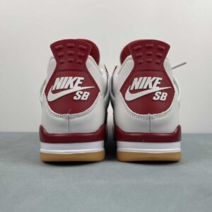 Air Jordan 4 “SB Varsity Red”: imagen 5