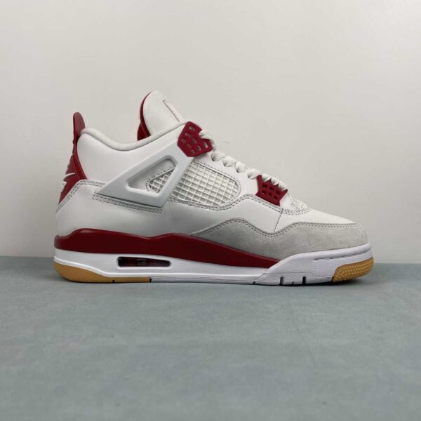 Air Jordan 4 “SB Varsity Red” - Imagen 3