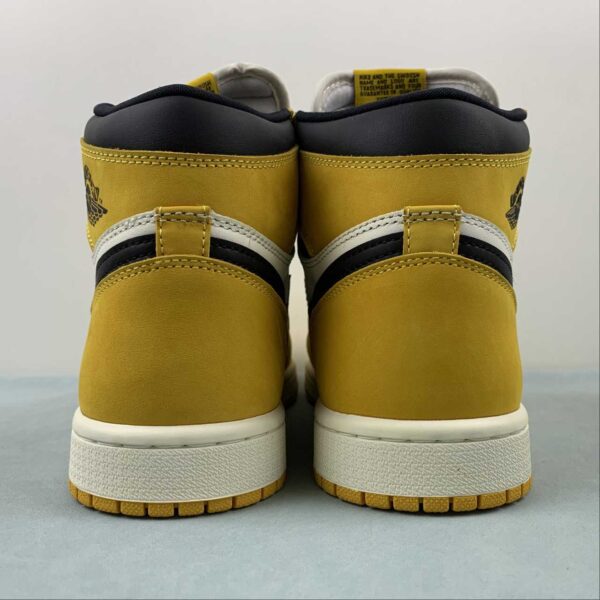 Jordan 1 High Retro "OG Yellow Ochre Black" - Imagen 5