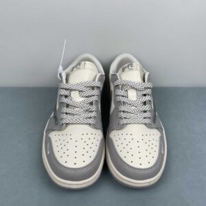 Jordan 1 Low Trvis Scott x Bape: imagen 4