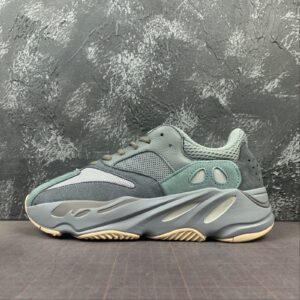 adidas Yeezy Boost 700 MNVN “Bright Cyan”: imagen 2