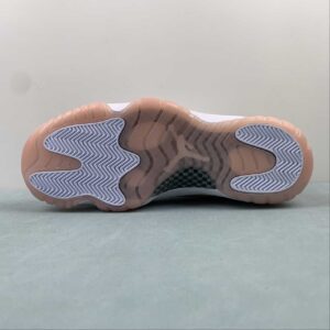Air Jordan 11 Retro Low "Legend Pink": imagen 6
