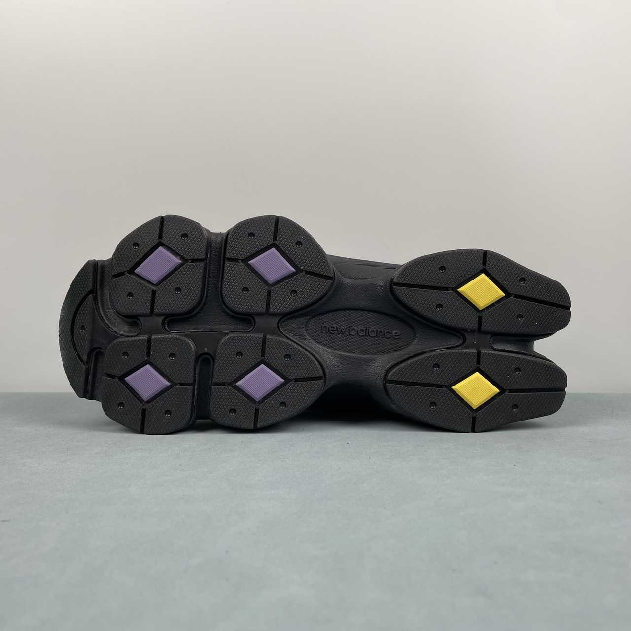 New Balance U9060MOW x Mowalola: imagen 6