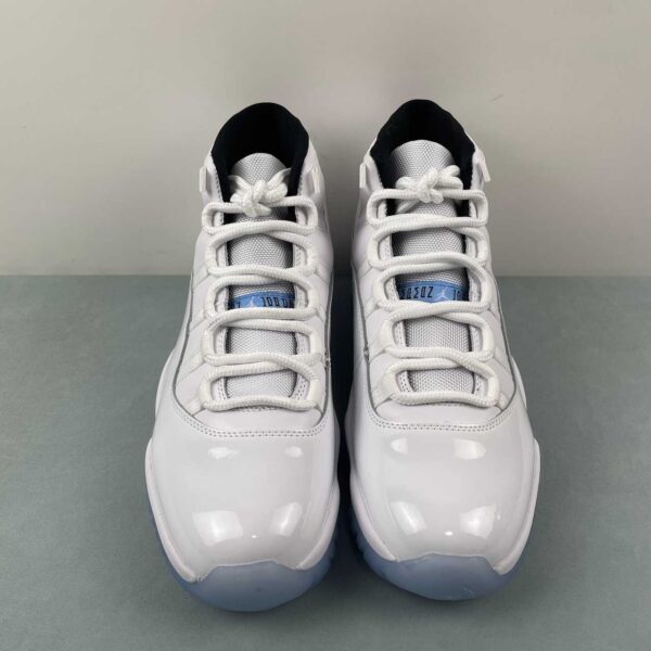 Air Jordan 11 Retro Low “Legend Blue” - Imagen 4