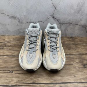 adidas Yeezy Boost 700 V2 “Tephra”: imagen 4