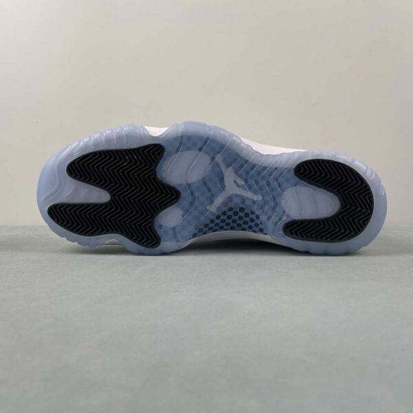 Air Jordan 11 Retro Low “Legend Blue” - Imagen 6