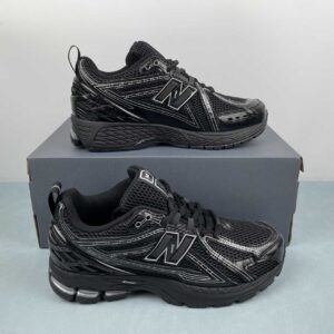 New Balance 1906R
