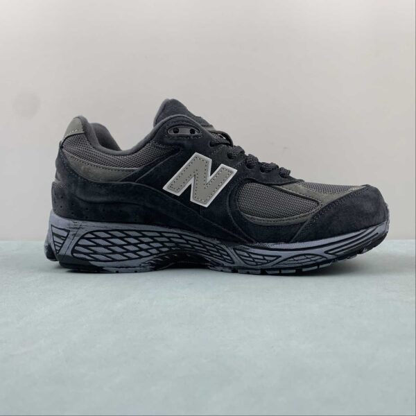 New Balance 2002R “Black” - Imagen 3