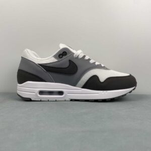 Nike Air Max 1 “Wolf Grey/Black”: imagen 3