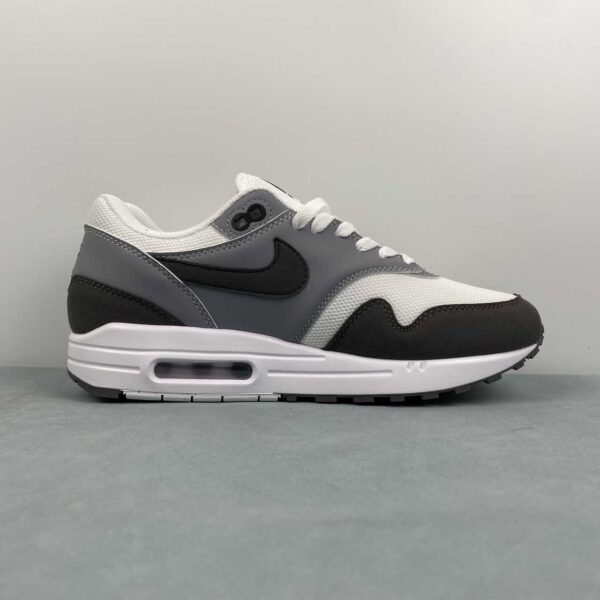 Nike Air Max 1 “Wolf Grey/Black” - Imagen 3
