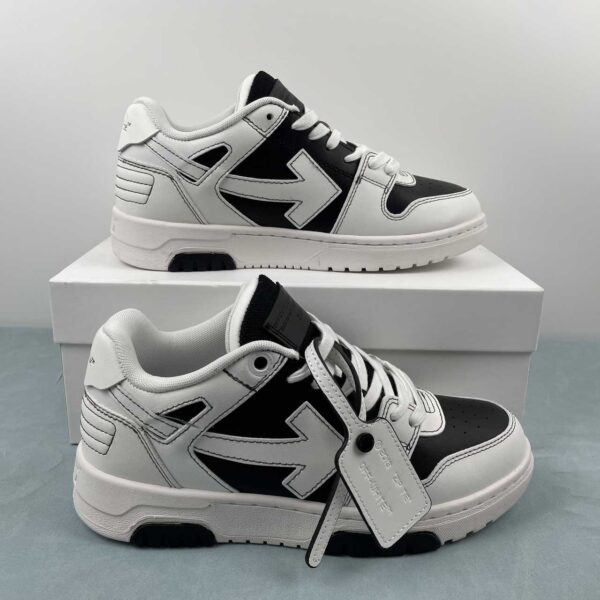 Off-White™ OOO “Out of Office” Black/White