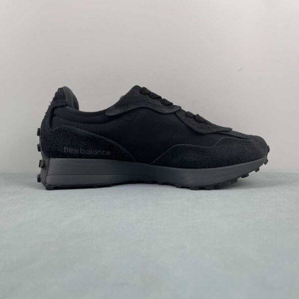 New Balance 327 “Black” - Imagen 3