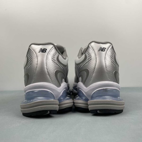 New Balance 2000 ABZORB “Silver Metallic” - Imagen 5
