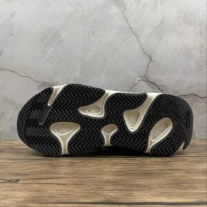 adidas Yeezy Boost 700 V2 “Tephra”: imagen 6