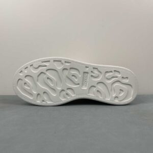 Alexander McQueen Oversized Sneaker “White/Red”: imagen 6