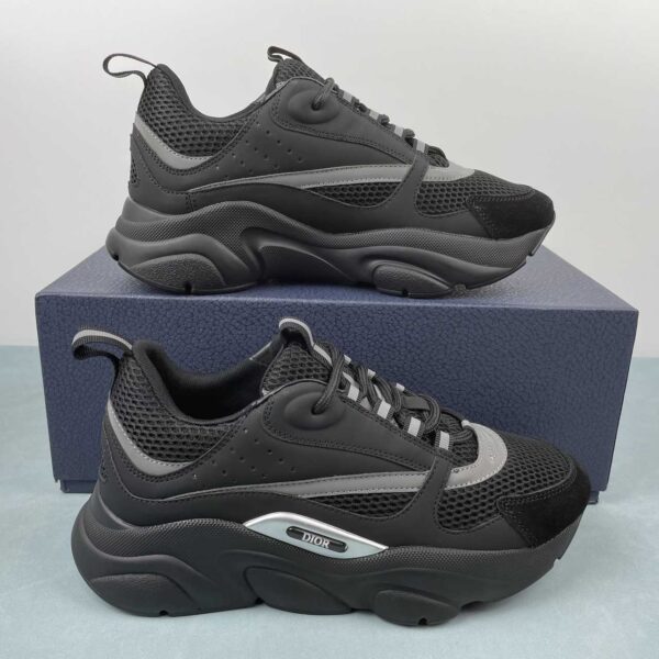 Dior B22 “Black”