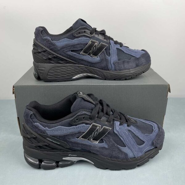 New Balance M1906DAR “Deep Sea”