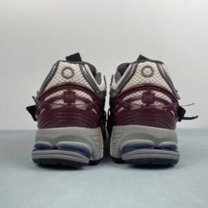 New Balance 1906A “Inkwell/Sea Salt”: imagen 5