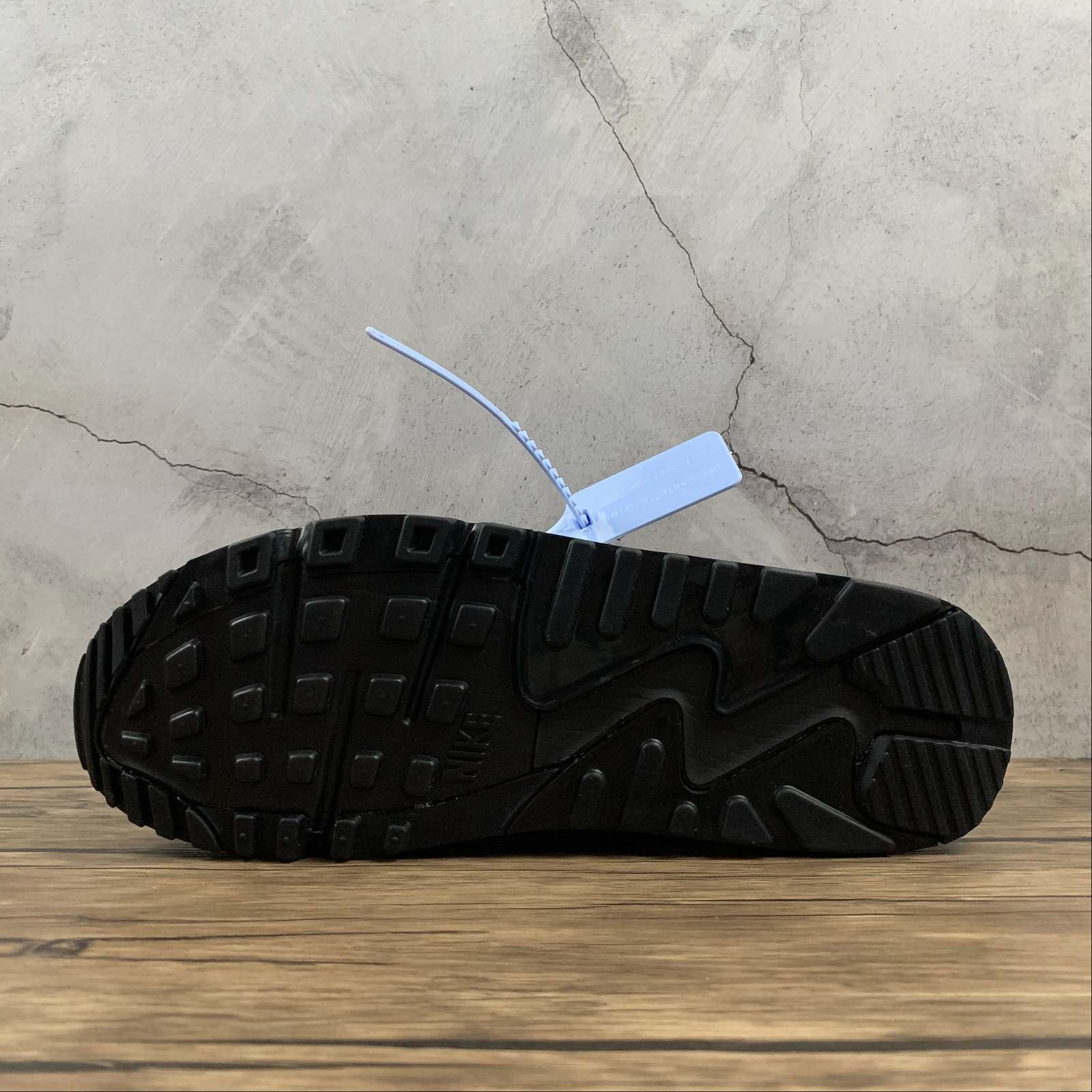 Nike Air Max 90 x Off-White “Black”: imagen 6