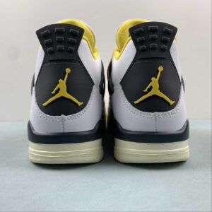 Air Jordan 4 Retro “Vivid Sulfur”: imagen 5
