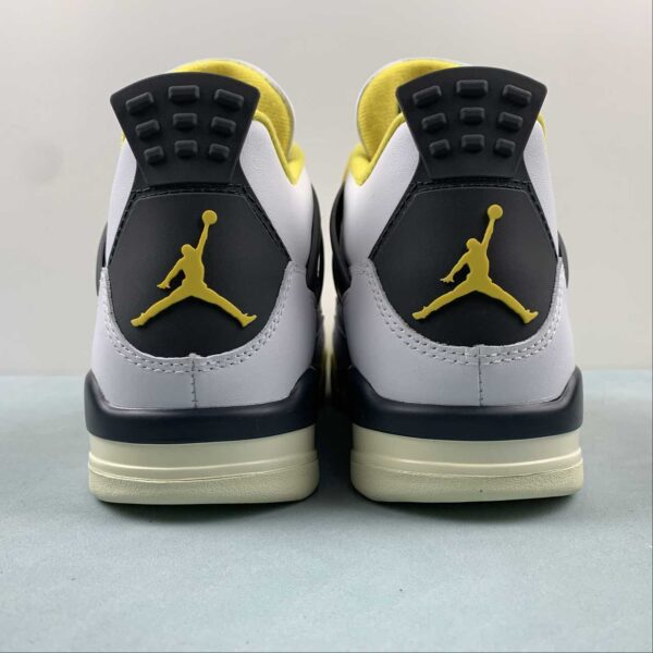 Air Jordan 4 Retro “Vivid Sulfur” - Imagen 5