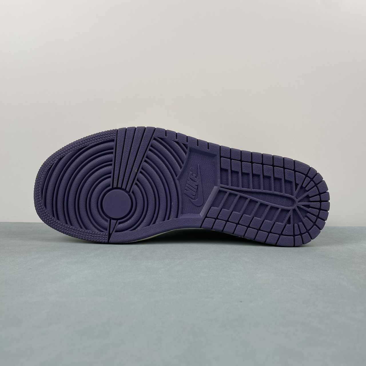 Air Jordan 1 Low OG x Travis Scott “Reverse Purple”: imagen 6