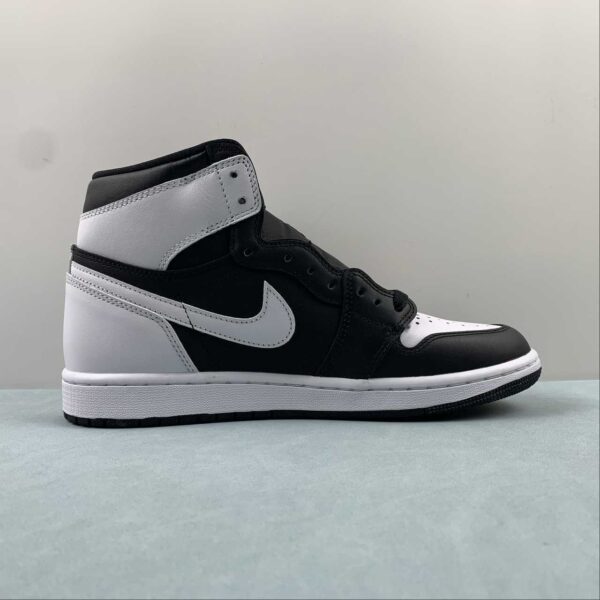 Air Jordan 1 Retro High OG “Black/White” - Imagen 3