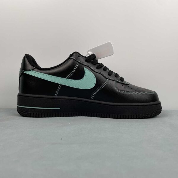 Nike Air Force 1 Low “Tiffany & Co. 1837” - Imagen 3