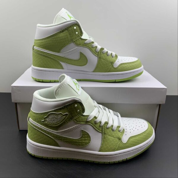 Air Jordan 1 Mid SE “Green Python”