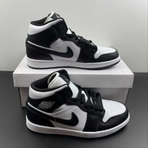 Air Jordan 1 Mid “Panda”