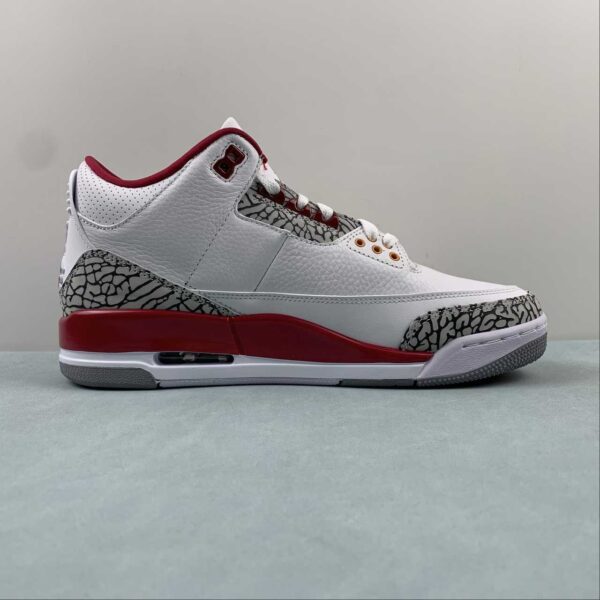 Air Jordan 3 Retro “Cardinal Red” - Imagen 3