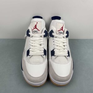 Nike SB x Air Jordan 4 Retro “Navy”: imagen 4