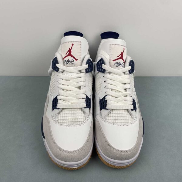 Nike SB x Air Jordan 4 Retro “Navy” - Imagen 4