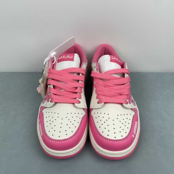 Air Jordan 1 Retro Low Custom “Labubu Pink” - Imagen 4