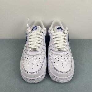 Nike Air Force 1 ’07 LV8 “White / Deep Royal Blue”: imagen 4