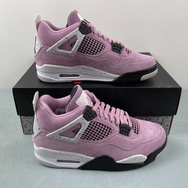 Air Jordan 4 Retro “Orchid”