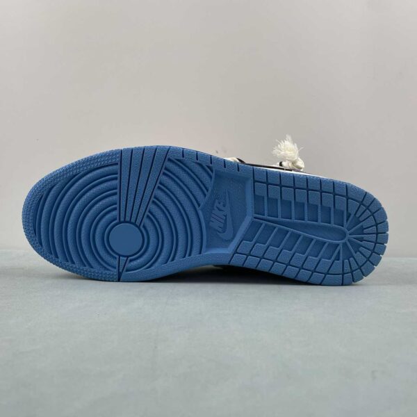 Air Jordan 1 Low “Washed Denim” - Imagen 6