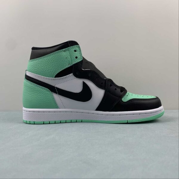 Air Jordan 1 Retro High OG “Green Glow”: imagen 3