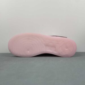 NOCTA x Nike Air Force 1 “Pink Foam”: imagen 6