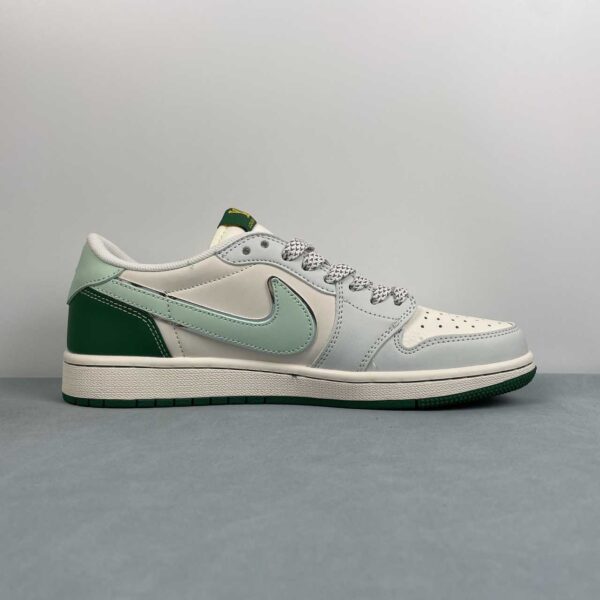 Air Jordan 1 Low OG x Travis Scott x Louis Vuitton “White/Cyan Monogram” - Imagen 3