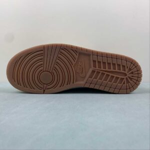 Air Jordan 1 Low OG x Travis Scott “Canary”: imagen 6