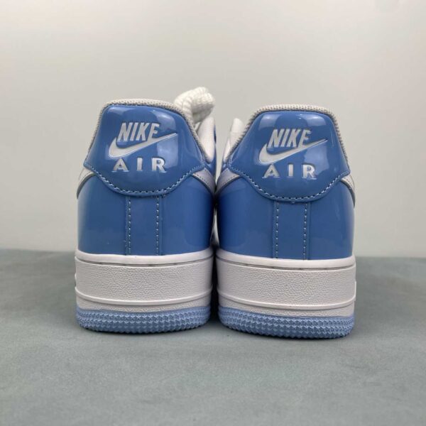 Nike Air Force 1 ’07 LV8 “Psychic Blue / White / University Blue” - Imagen 5