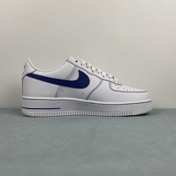 Nike Air Force 1 ’07 LV8 “White / Deep Royal Blue” - Imagen 3